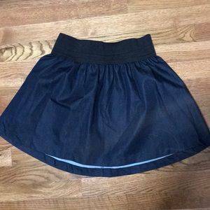 Adorable, dark blue skirt!
